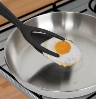 2-in-1 Grip and Flip Tongs